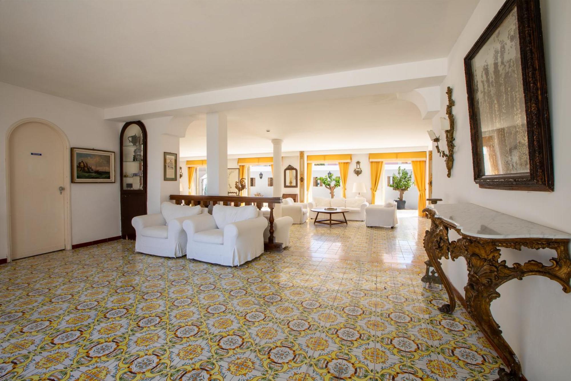 Hotel Torre Dei Borboni بونسا المظهر الخارجي الصورة