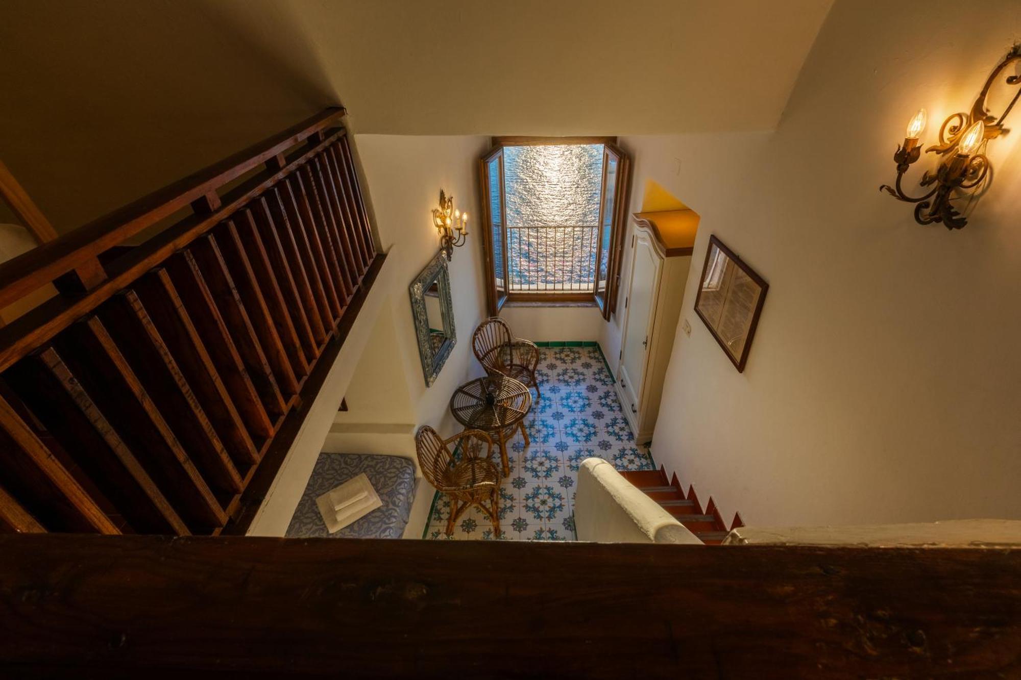 Hotel Torre Dei Borboni بونسا المظهر الخارجي الصورة