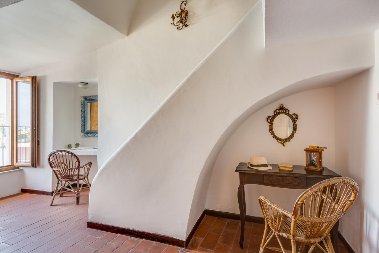 Hotel Torre Dei Borboni بونسا المظهر الخارجي الصورة