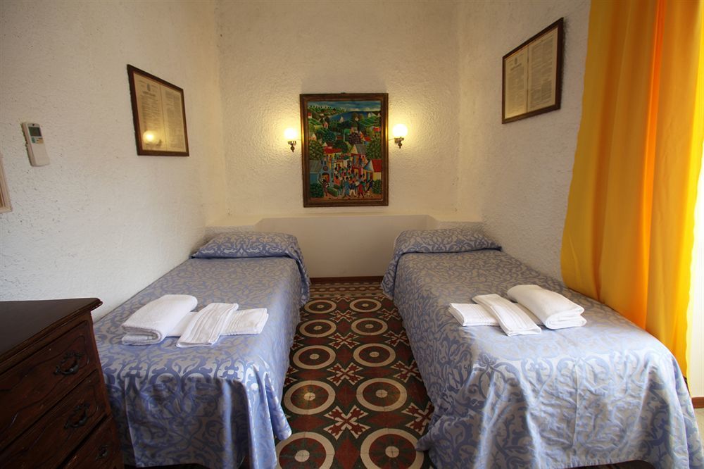 Hotel Torre Dei Borboni بونسا المظهر الخارجي الصورة