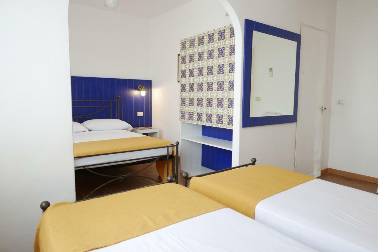 Hotel Torre Dei Borboni بونسا المظهر الخارجي الصورة