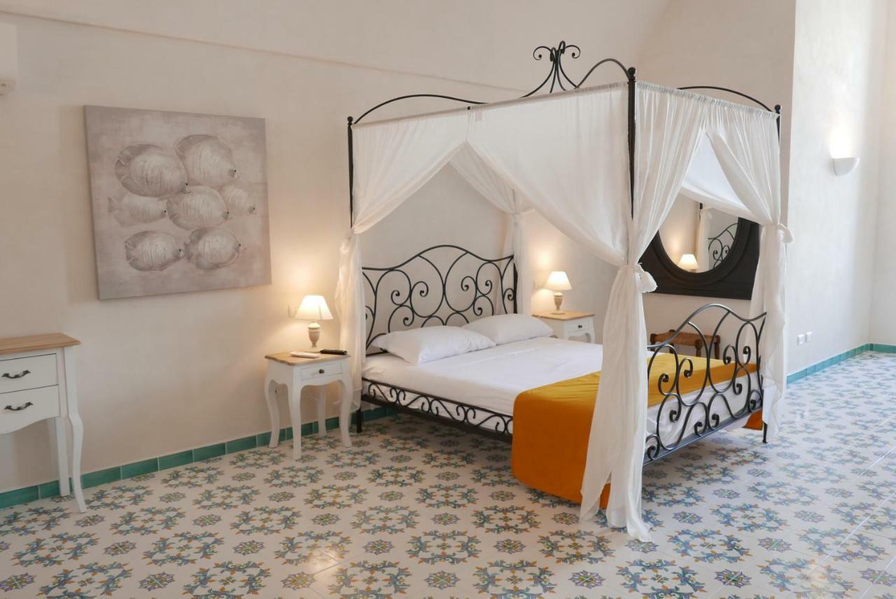 Hotel Torre Dei Borboni بونسا المظهر الخارجي الصورة