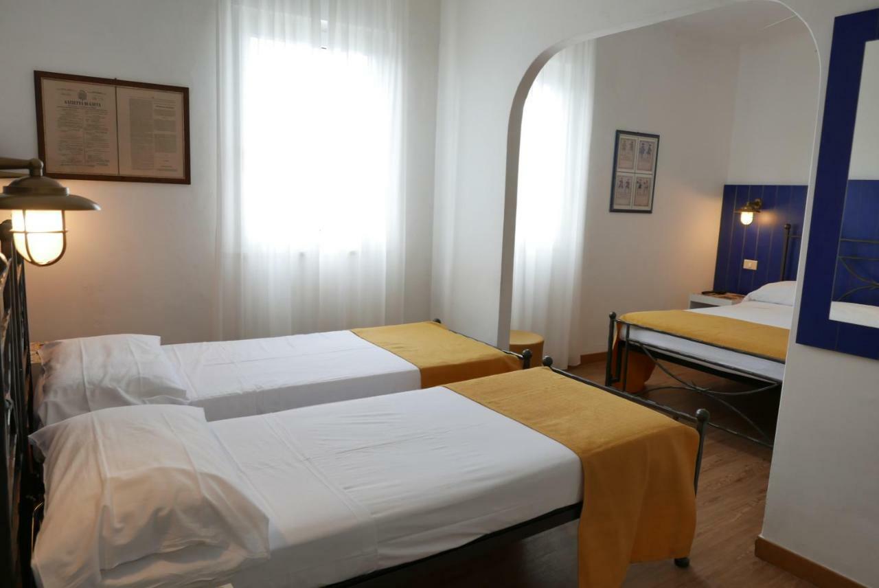Hotel Torre Dei Borboni بونسا المظهر الخارجي الصورة